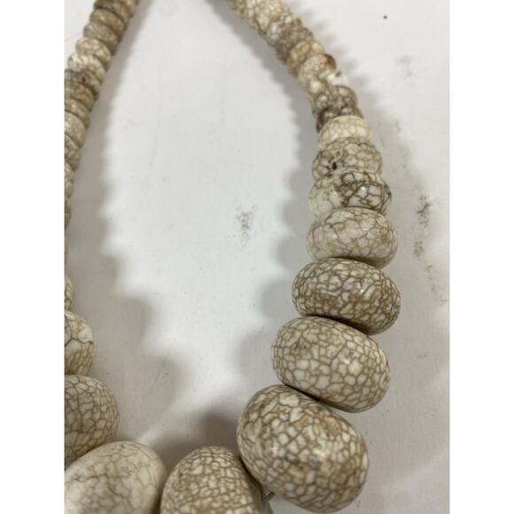 Native American Handmade Magnesite Necklace Stone Beads - Picture 4 of 5